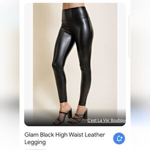NWT GLAM LEGGINGS LADIES MEDIUM